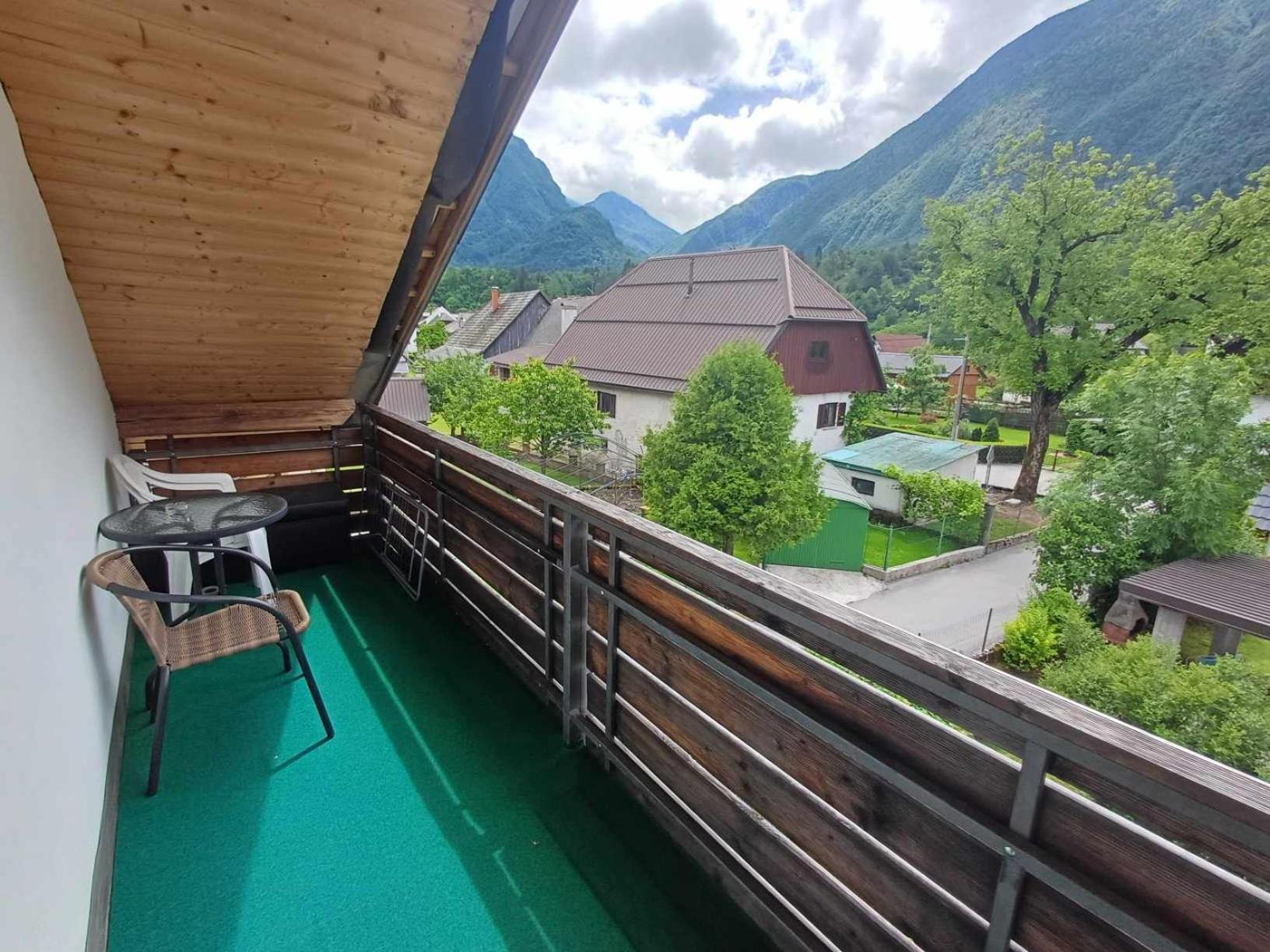 Apartmaji Slatenik Бовец Екстер'єр фото